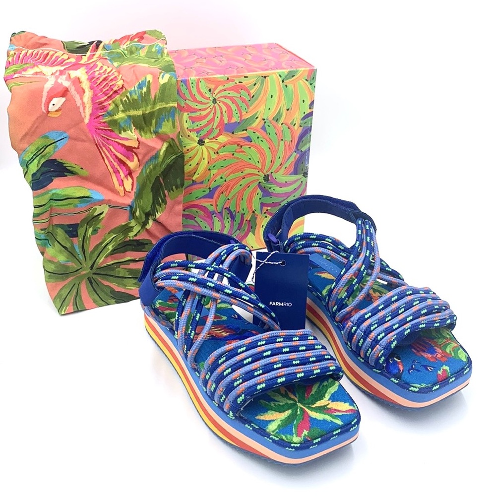 Farm Rio Blue Macaw Platform Sandals Size 9